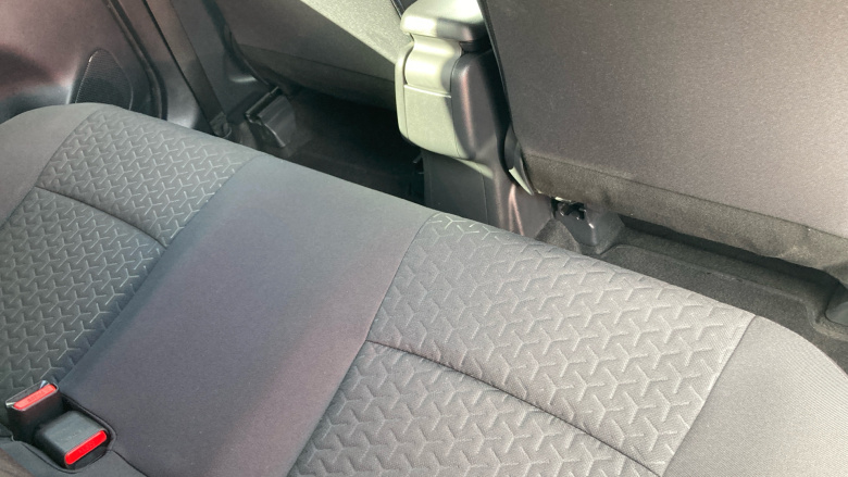 Toyota Yaris Cross 1.5 Hybrid Design 5dr CVT Hybrid Estate